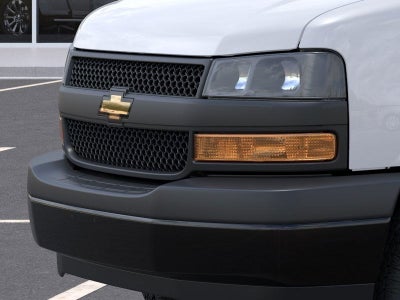 2025 Chevrolet Express Cutaway 3500 1WT